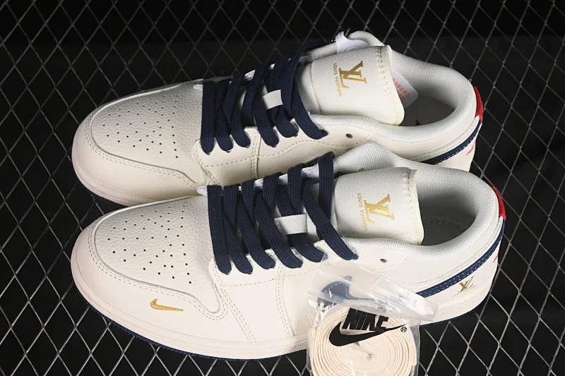 All categories Air Jordan Jordan series basketball shoes Air Jordan 1 Low High-end customized low-top sneakers Air Jordan 1 Low AJ1 Joe 1 LV joint blue scale hook High-end customized low-top retro basketball shoes XX3168-171